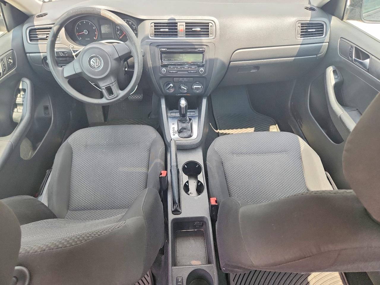 2013 VOLKSWAGEN JETTA