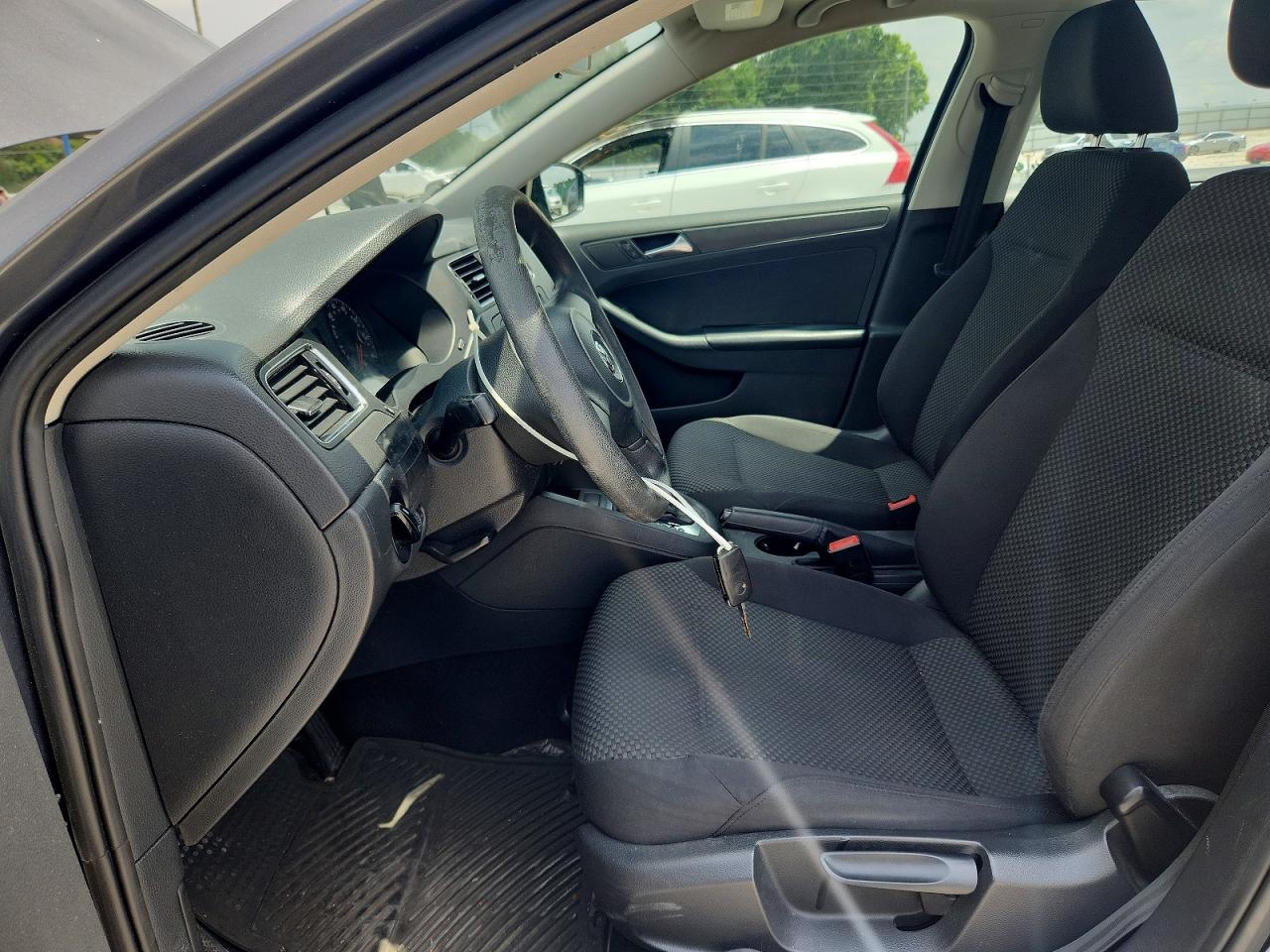 2013 VOLKSWAGEN JETTA