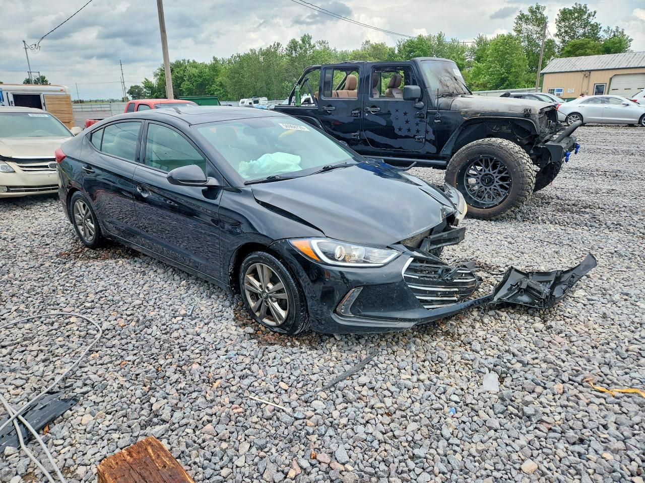 2017 HYUNDAI ELANTRA