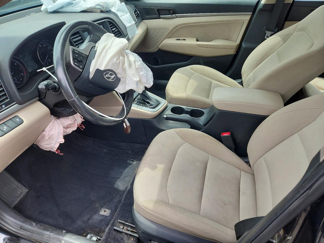 2017 HYUNDAI ELANTRA