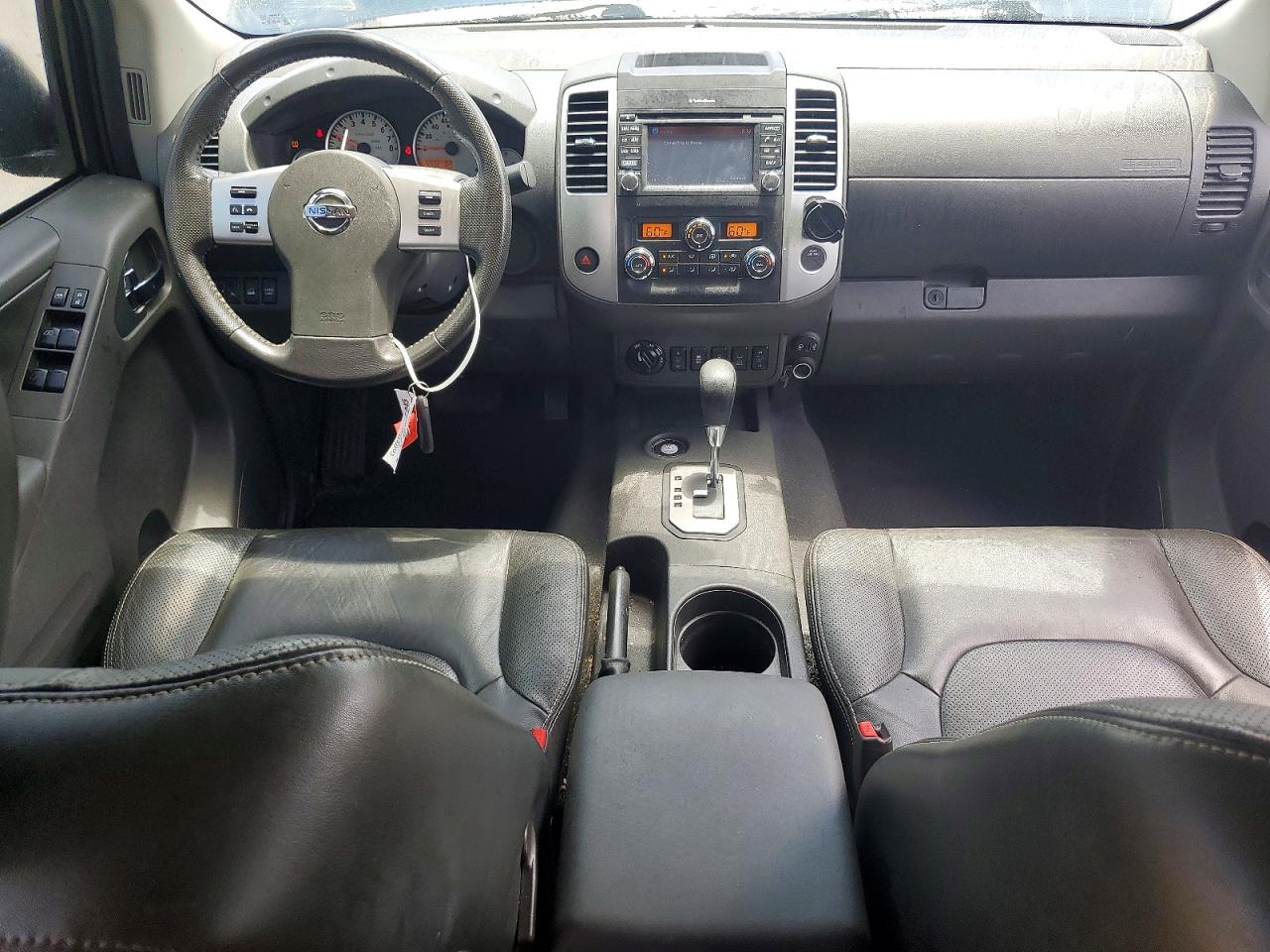 2020 NISSAN FRONTIER