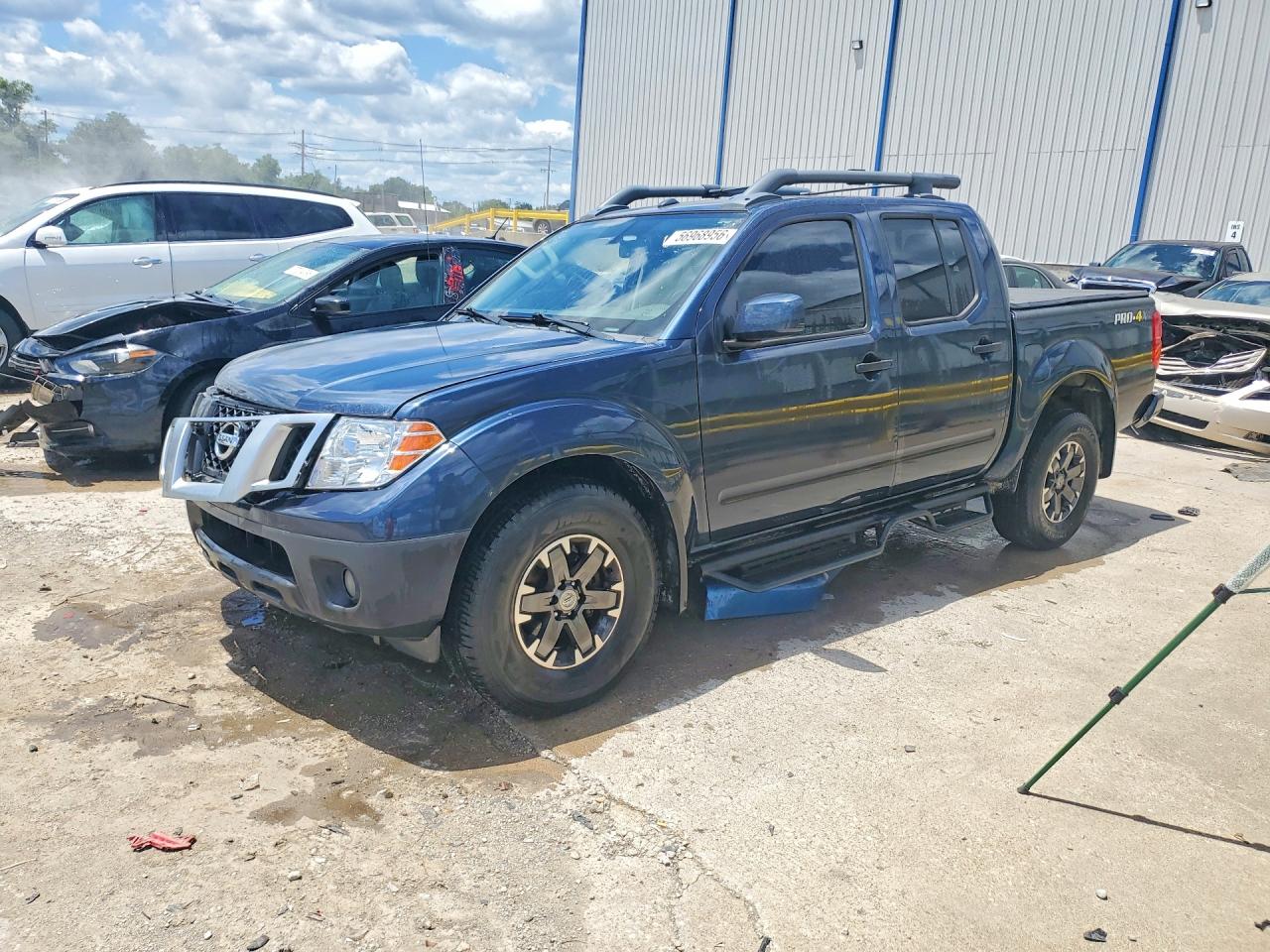 2020 NISSAN FRONTIER
