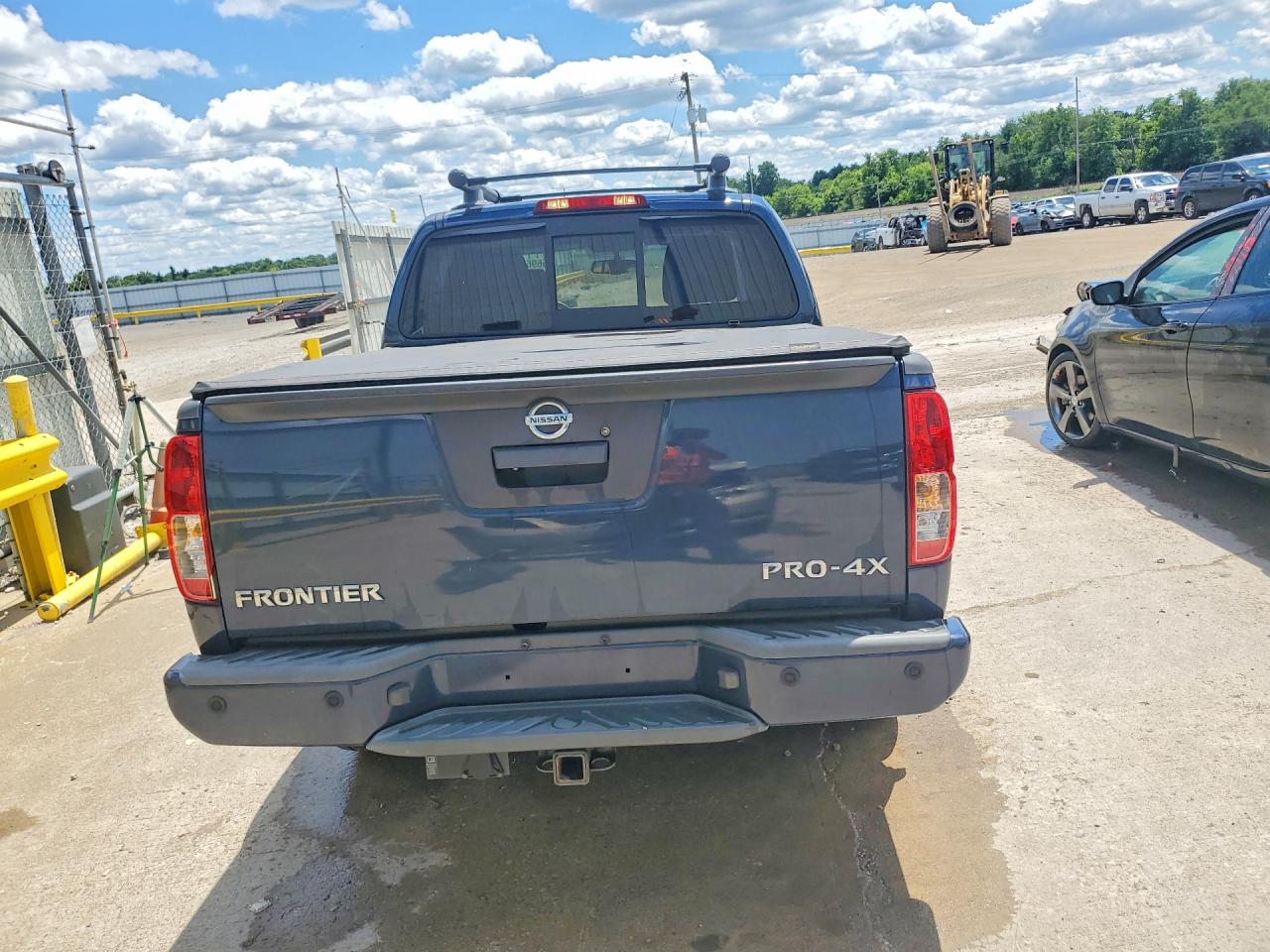 2020 NISSAN FRONTIER