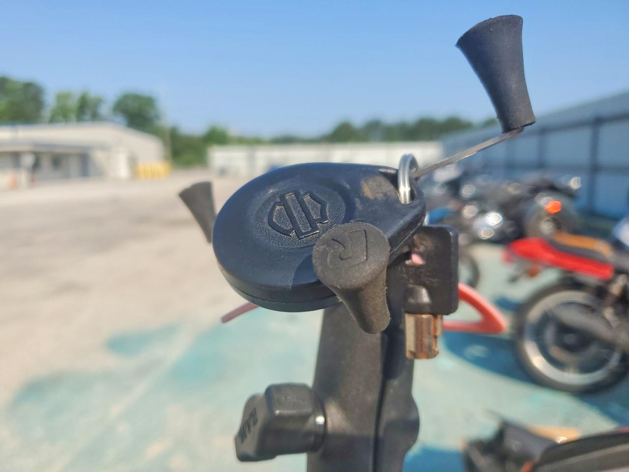 2014 HARLEY-DAVIDSON FL