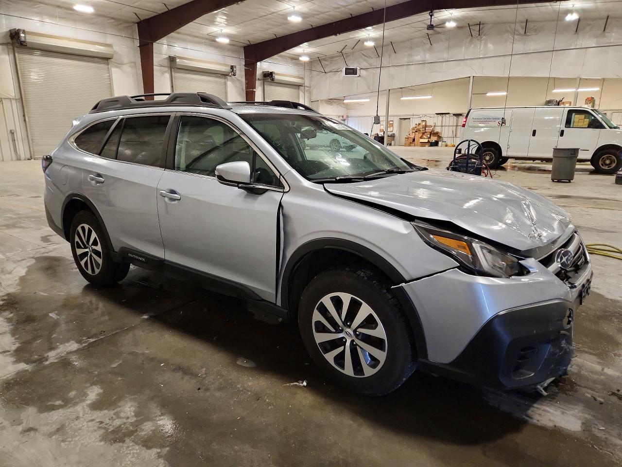 2022 SUBARU OUTBACK
