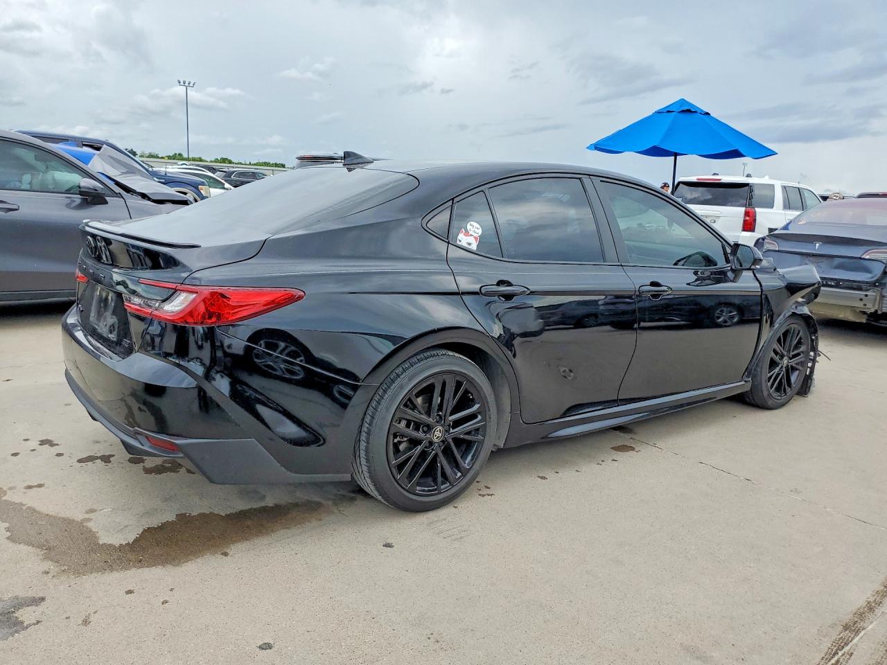 2025 TOYOTA CAMRY