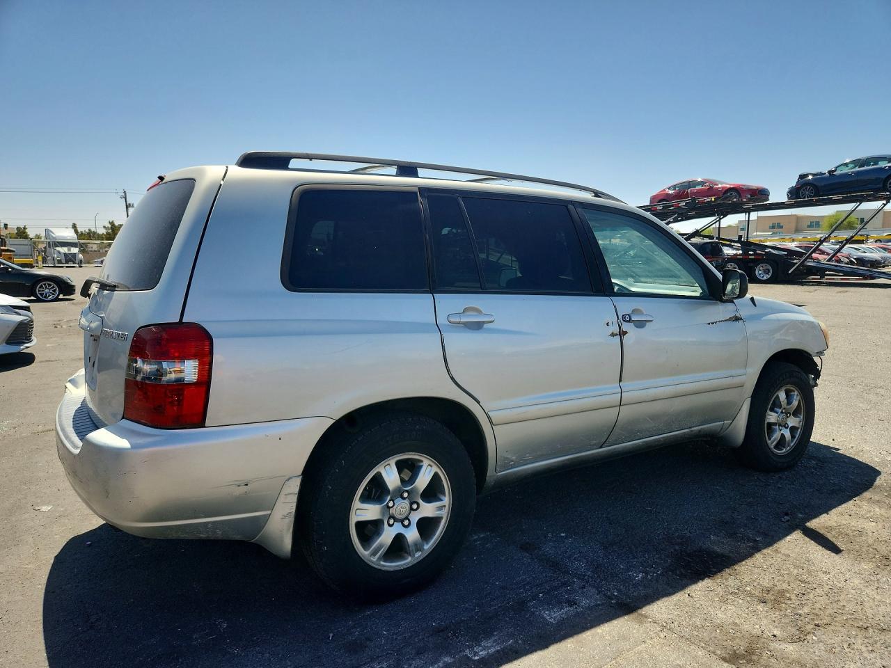 2005 TOYOTA HIGHLANDER