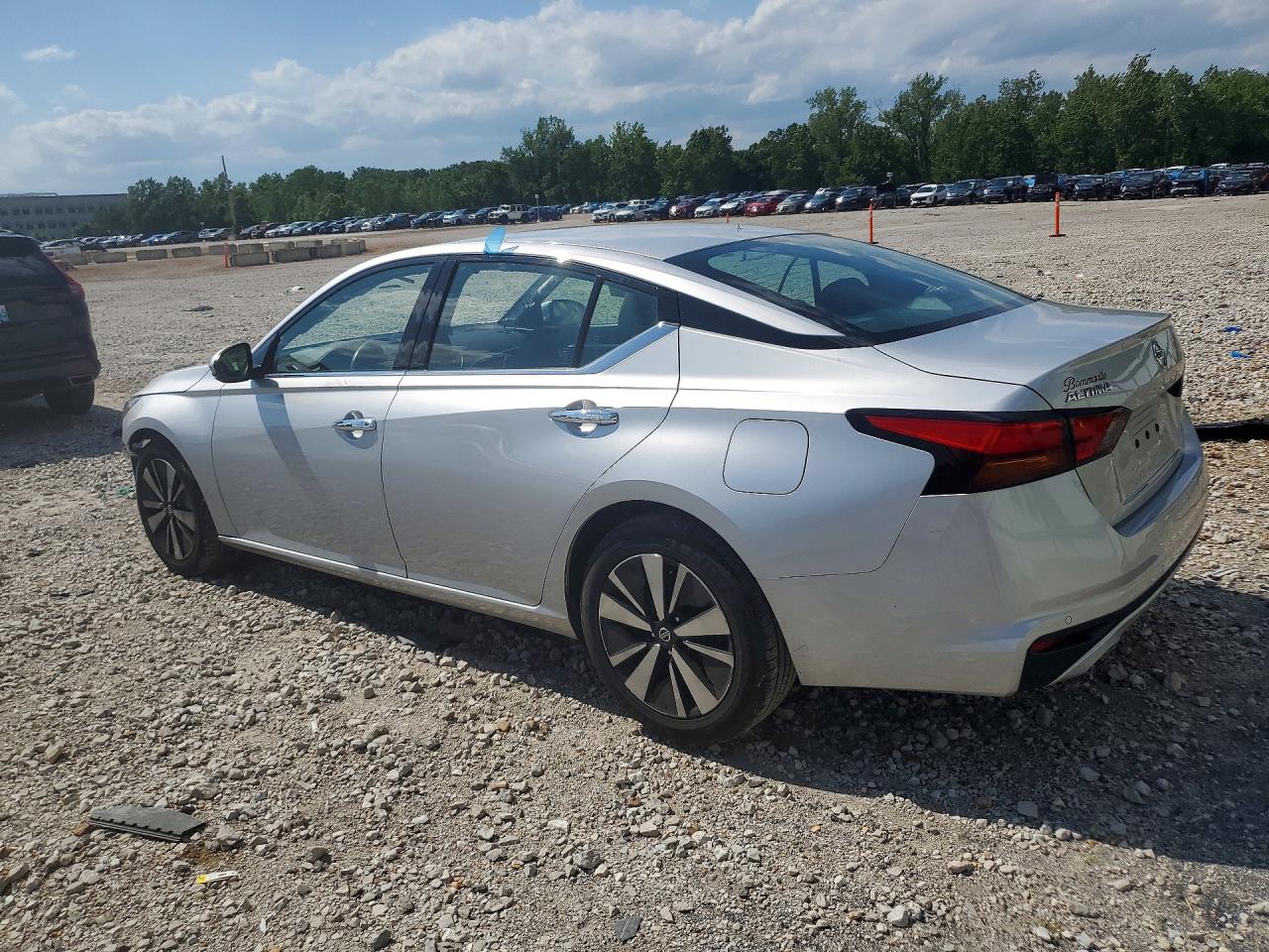 2019 NISSAN ALTIMA