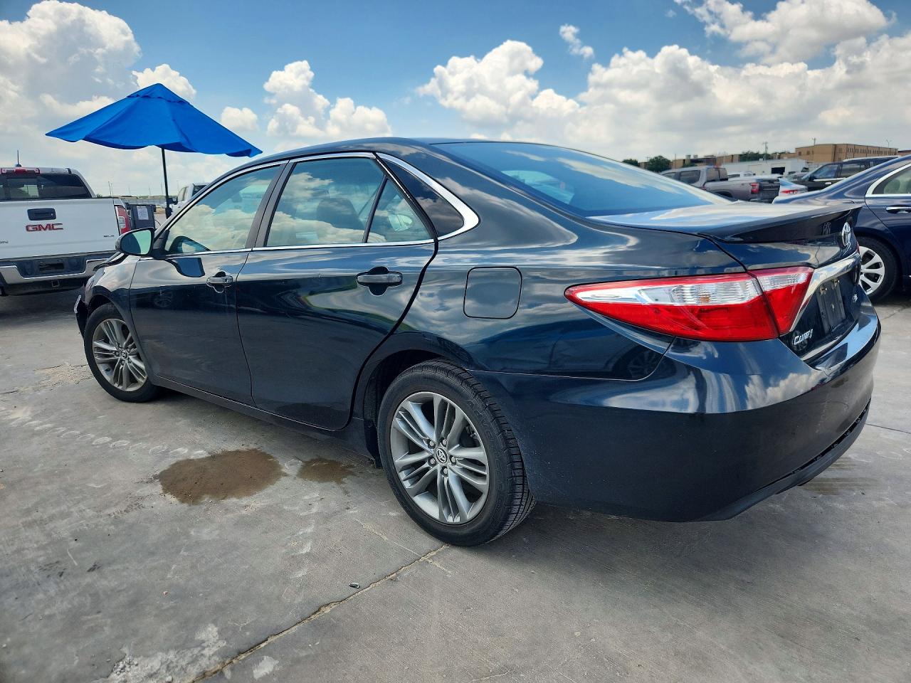 2015 TOYOTA CAMRY