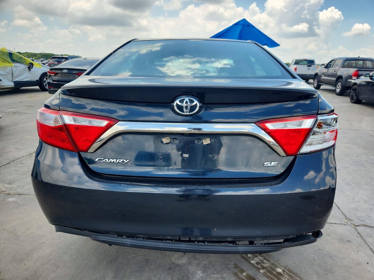 2015 TOYOTA CAMRY