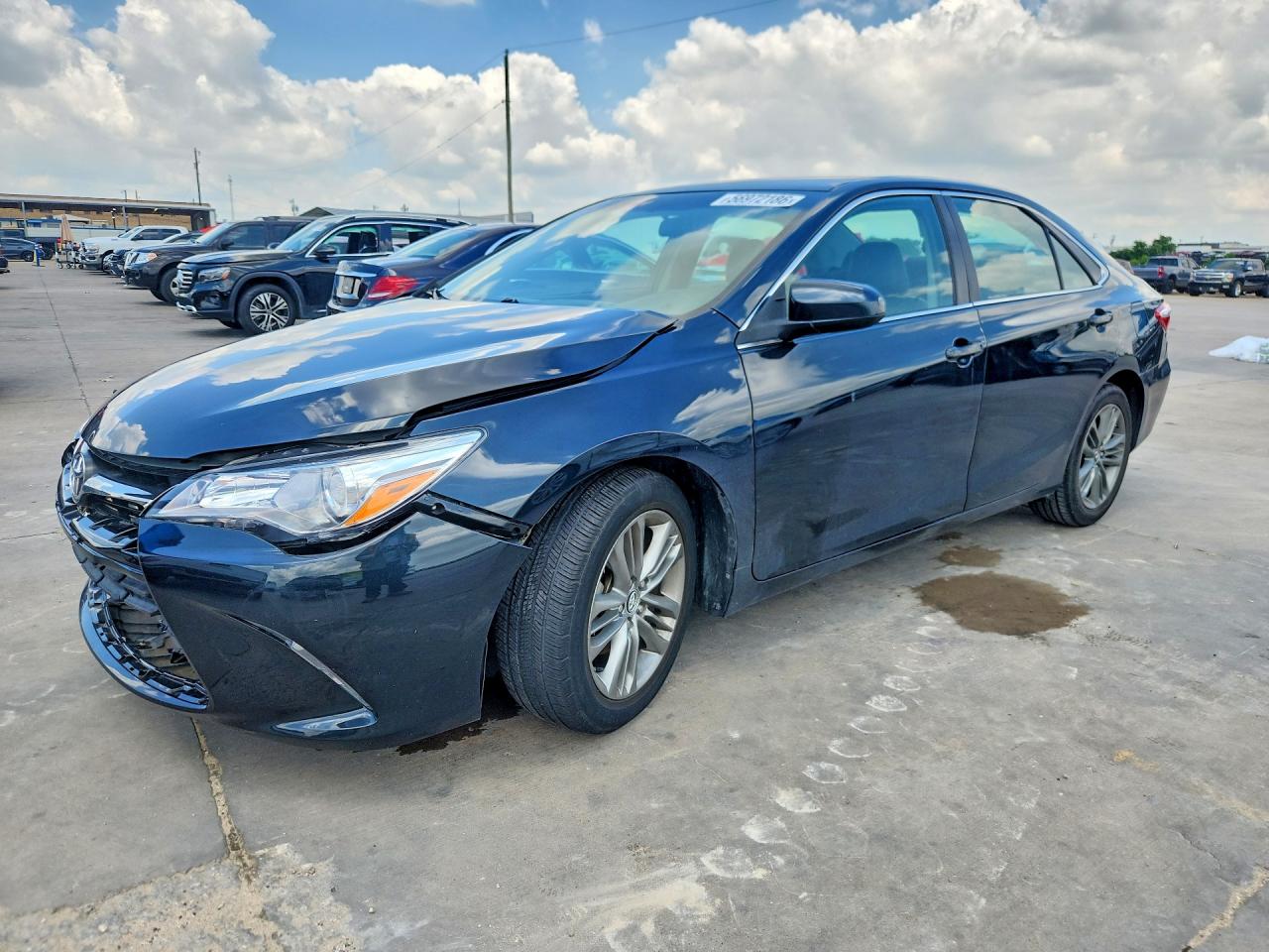 2015 TOYOTA CAMRY