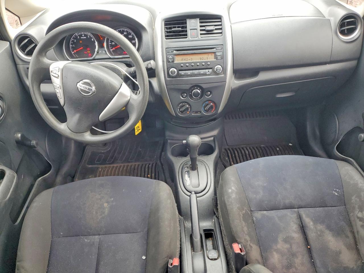 2016 NISSAN VERSA