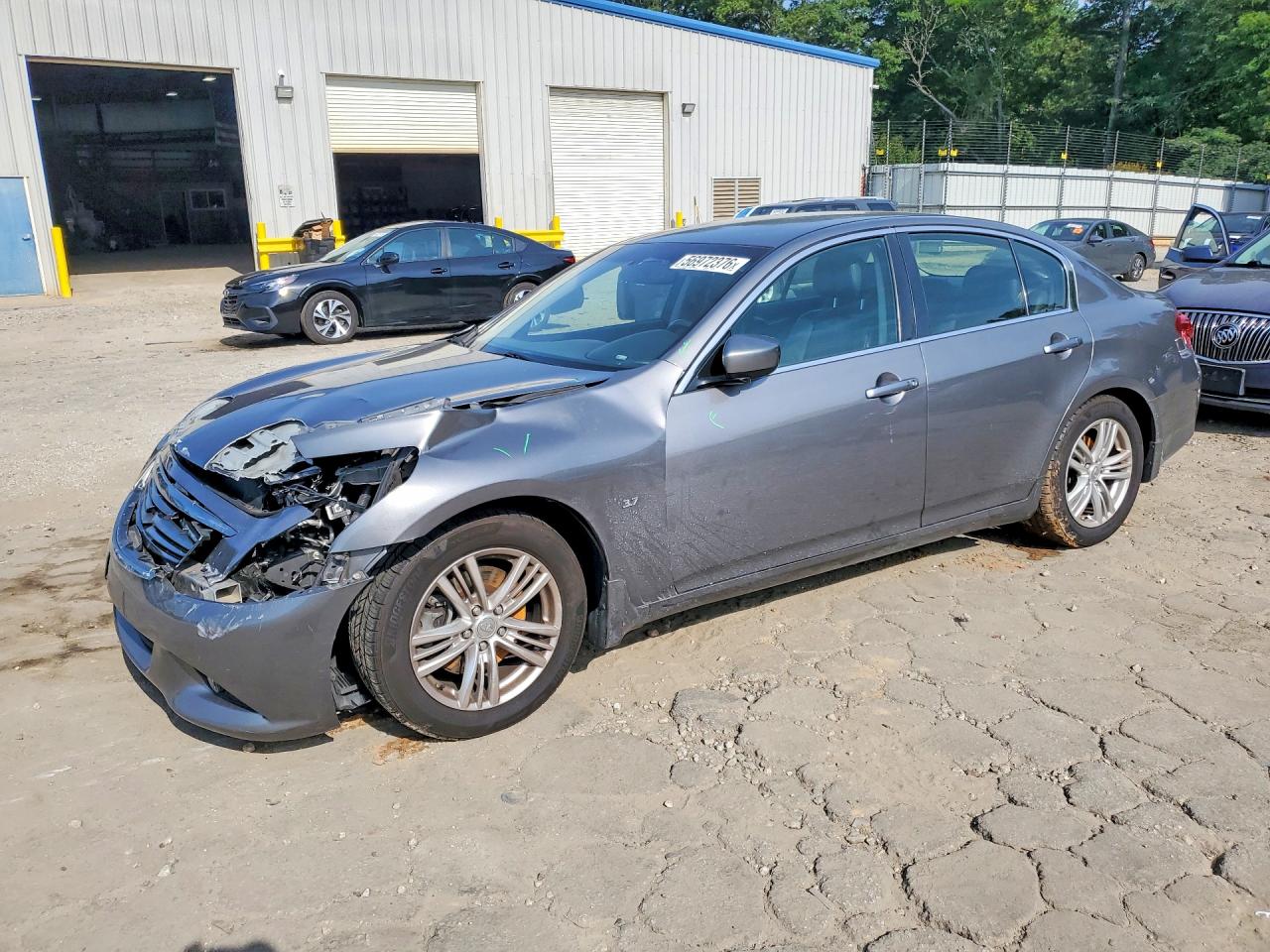 2015 INFINITI Q40