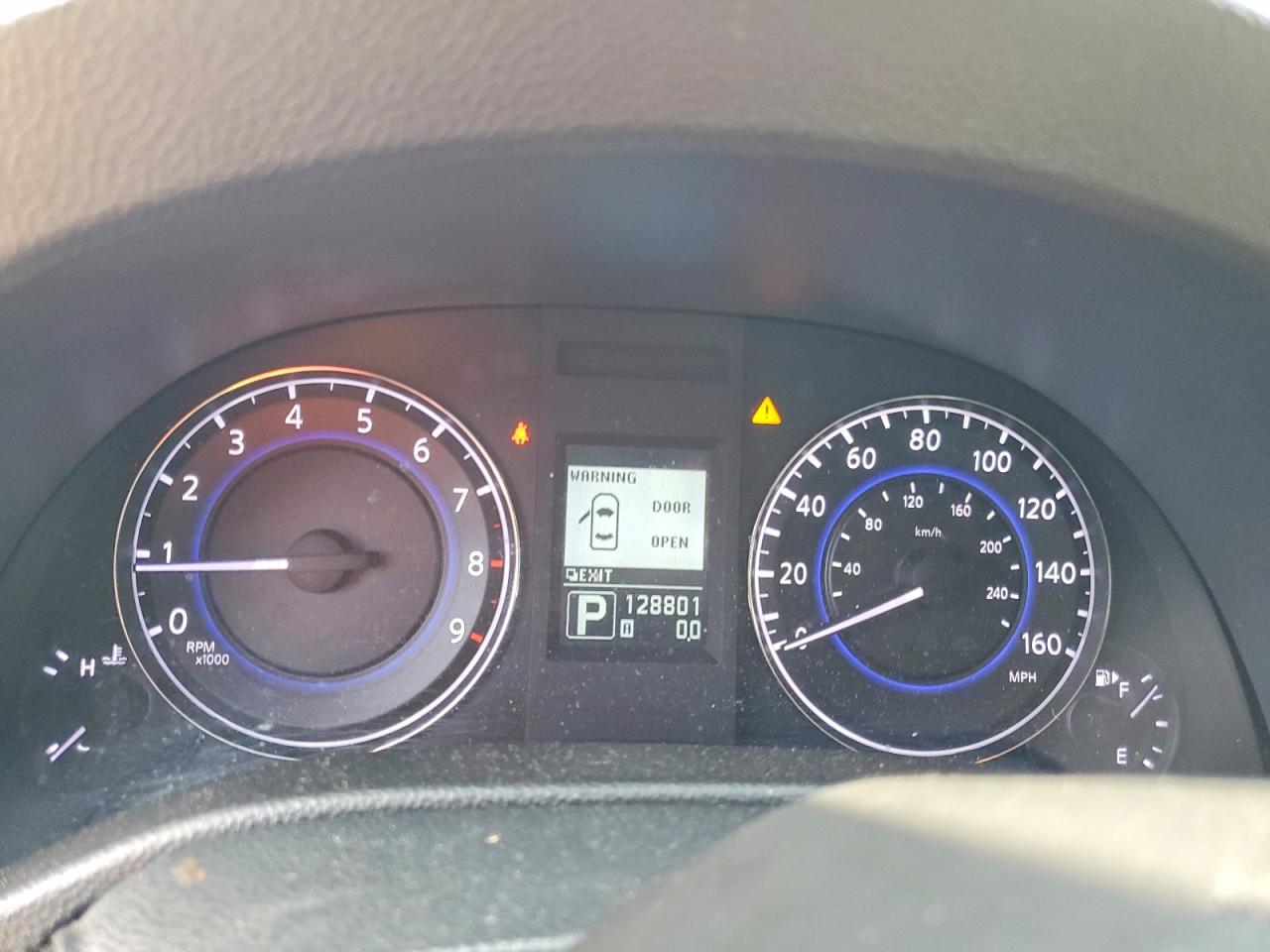 2015 INFINITI Q40
