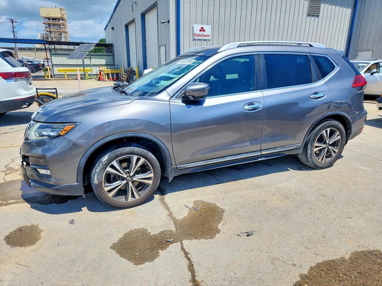 2017 NISSAN ROGUE