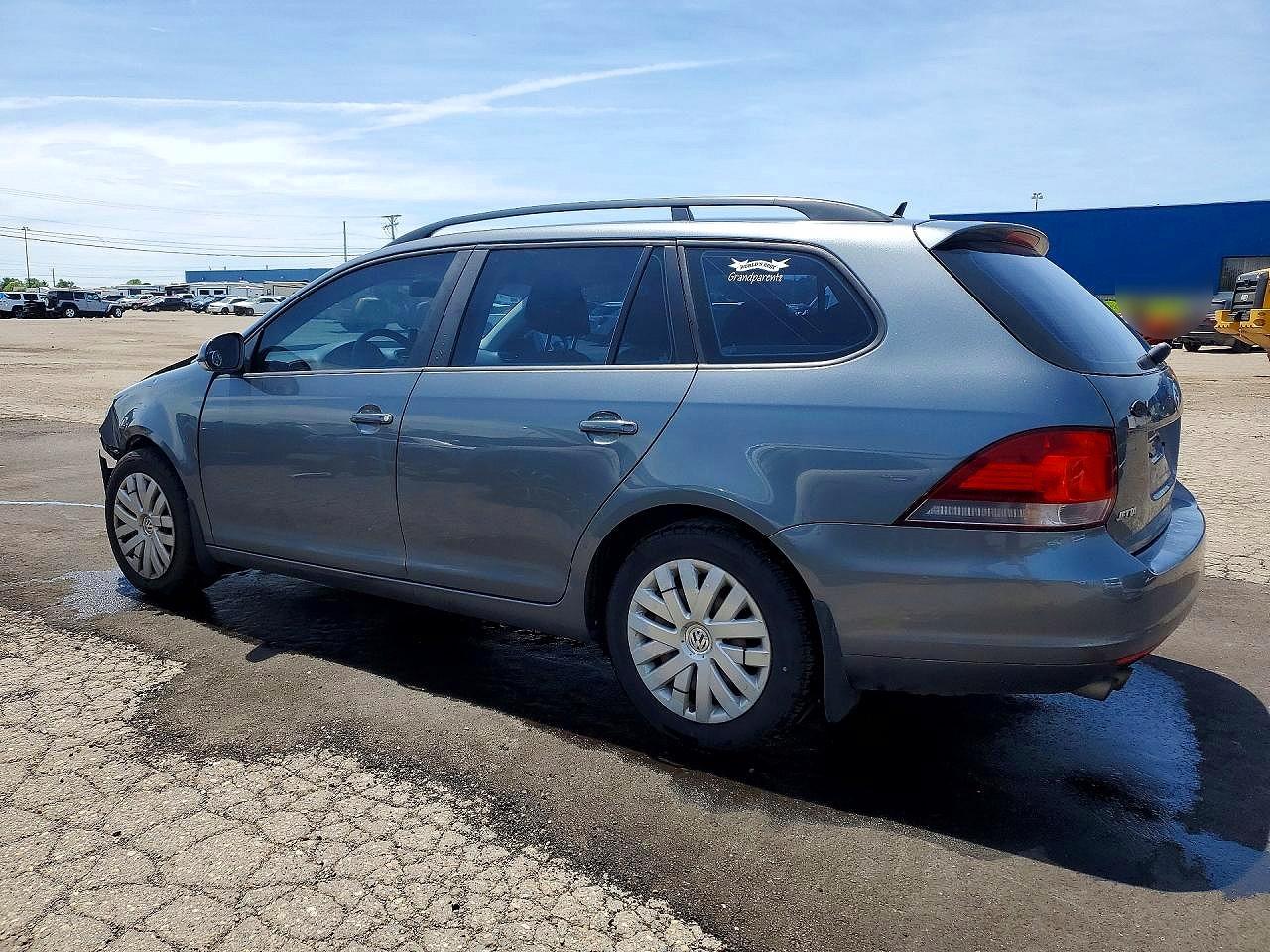 2013 VOLKSWAGEN JETTA