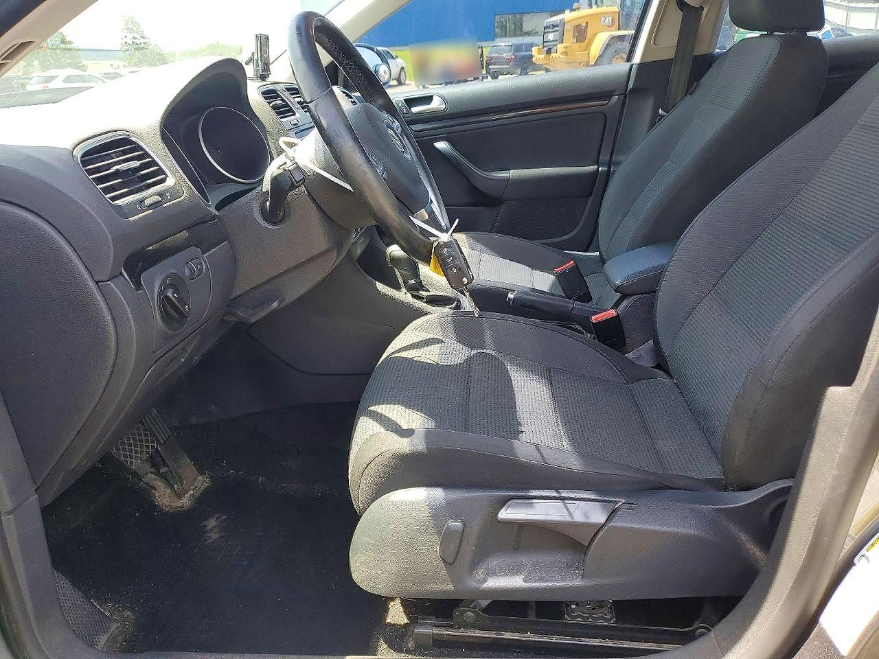 2013 VOLKSWAGEN JETTA
