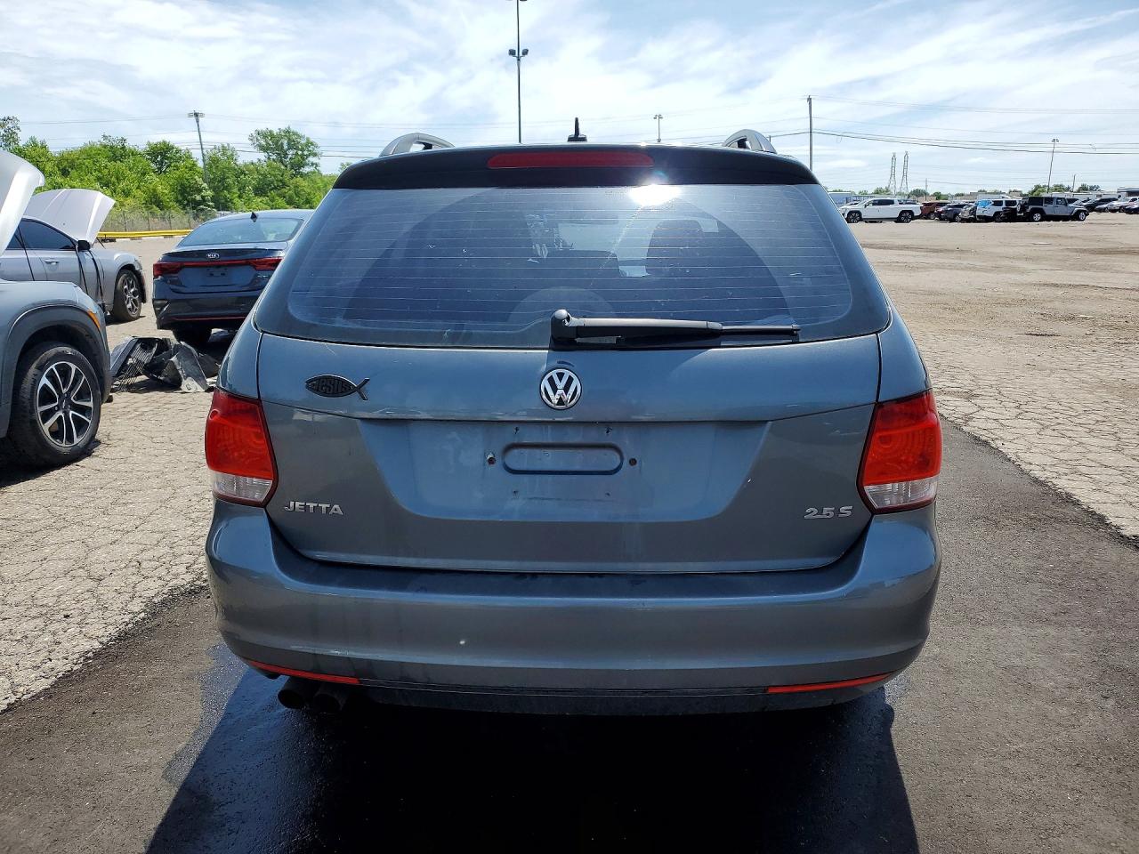 2013 VOLKSWAGEN JETTA