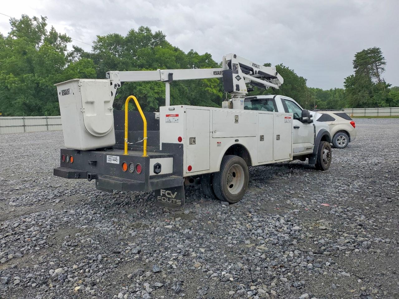 2023 FORD F550