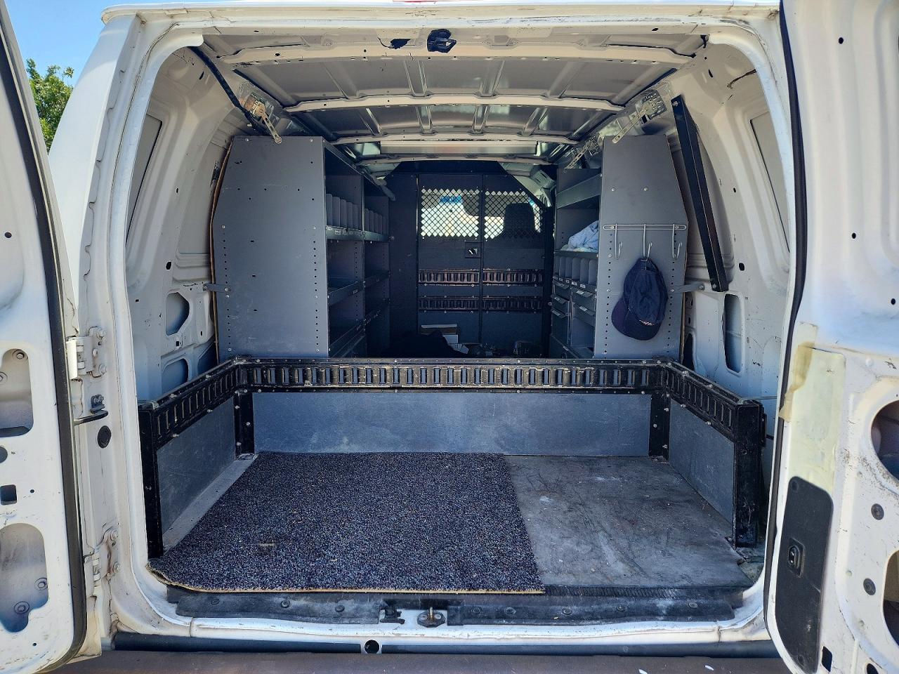 2011 FORD ECONOLINE