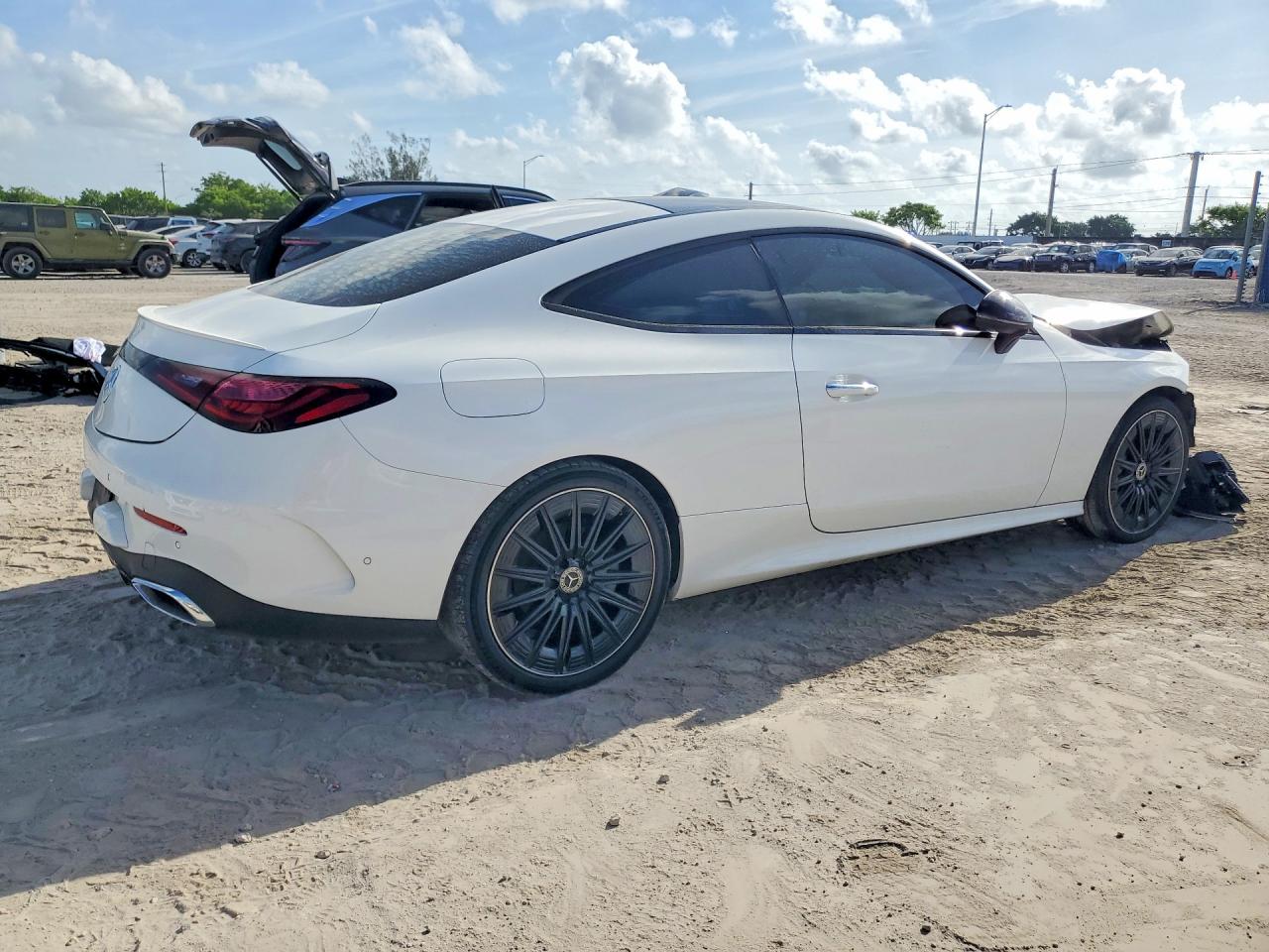 2024 MERCEDES-BENZ CLE 300 4M