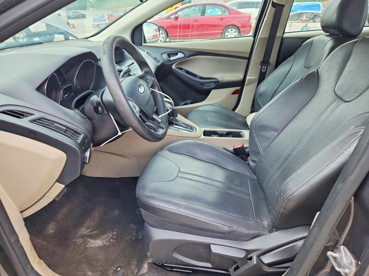 2016 FORD FOCUS