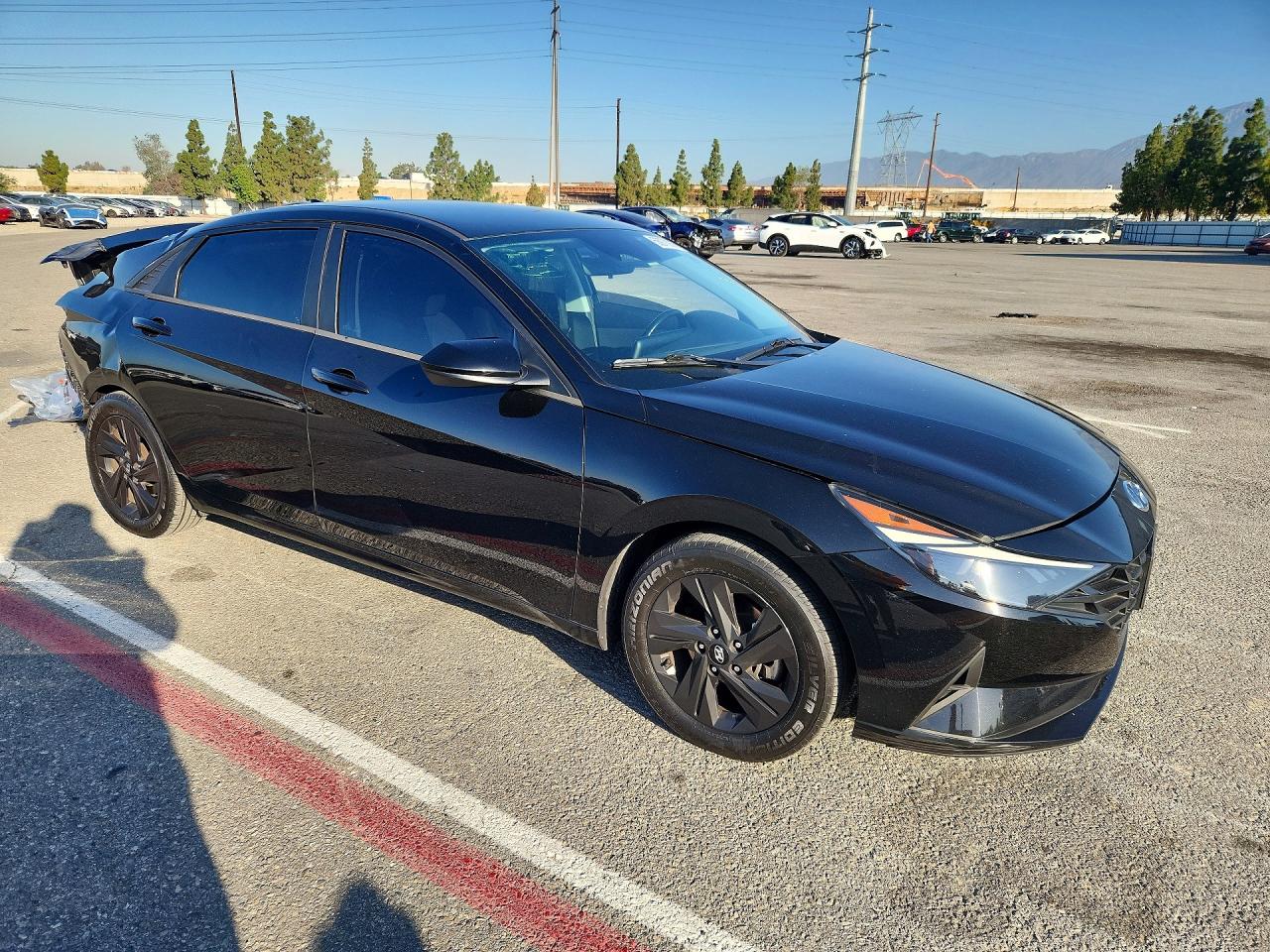 2021 HYUNDAI ELANTRA