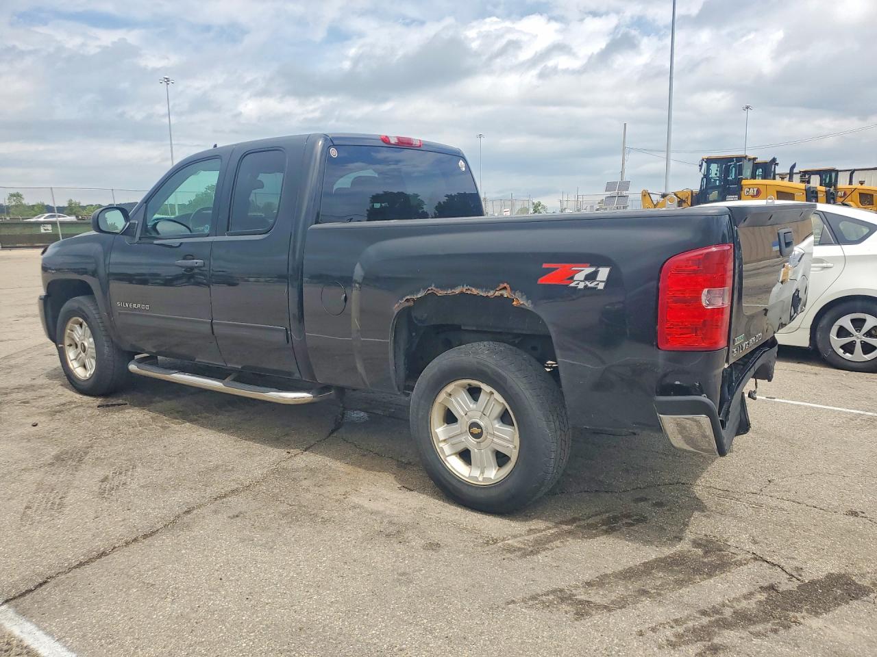 2011 CHEVROLET SILVERADO