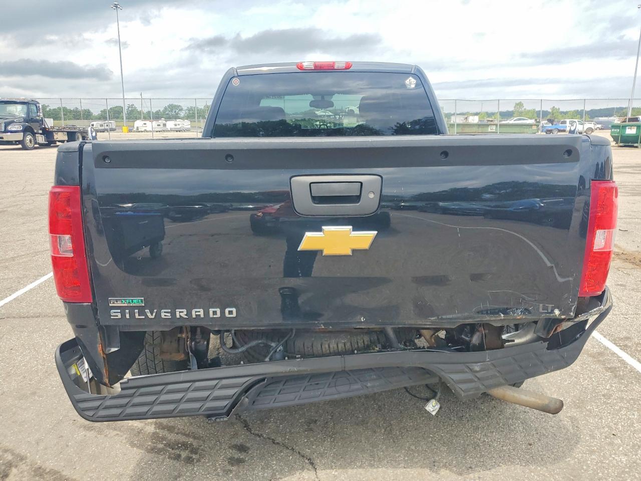 2011 CHEVROLET SILVERADO