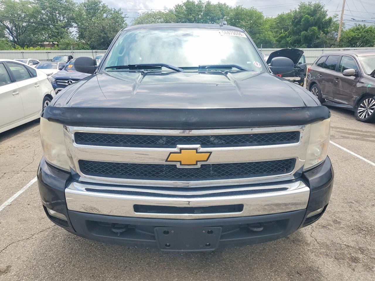2011 CHEVROLET SILVERADO