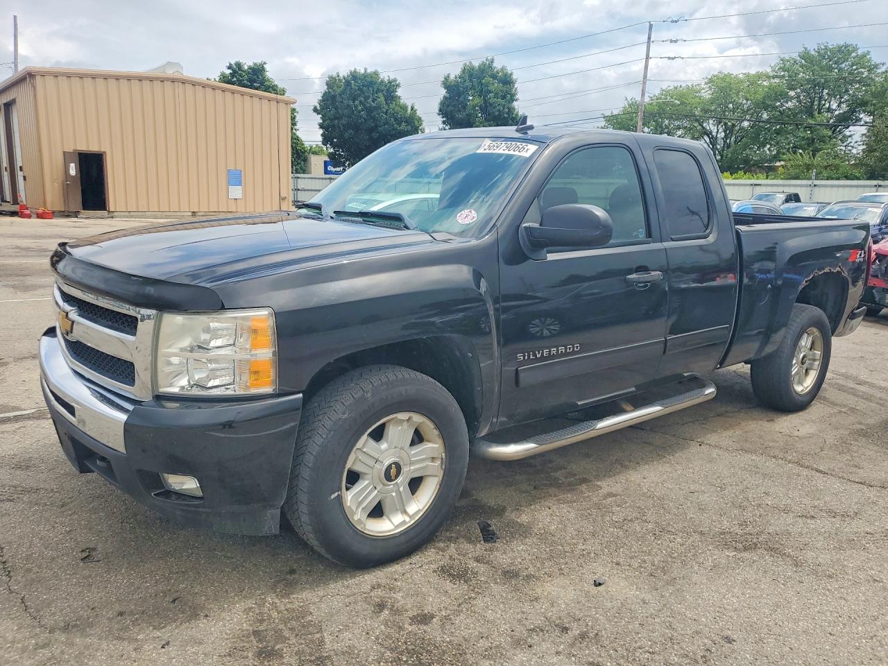 2011 CHEVROLET SILVERADO