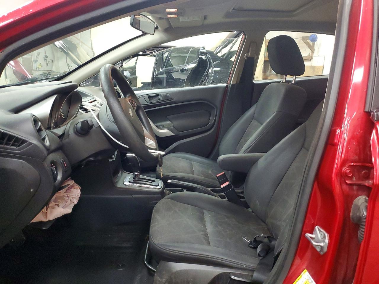 2012 FORD FIESTA