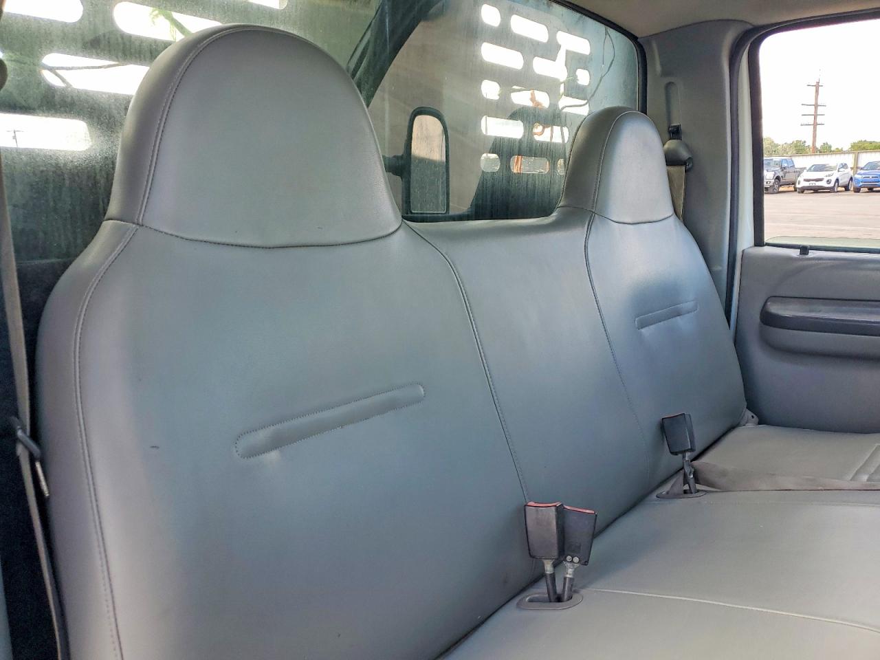 2004 FORD F550