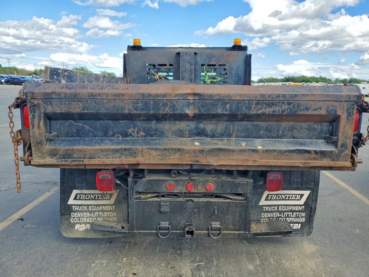 2004 FORD F550