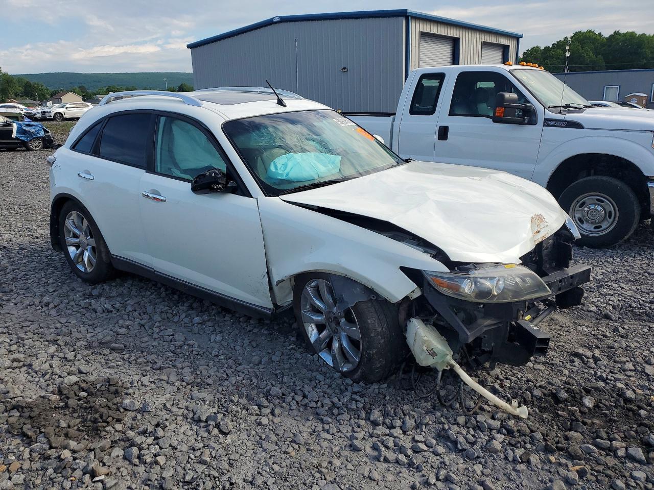 2005 INFINITI FX35