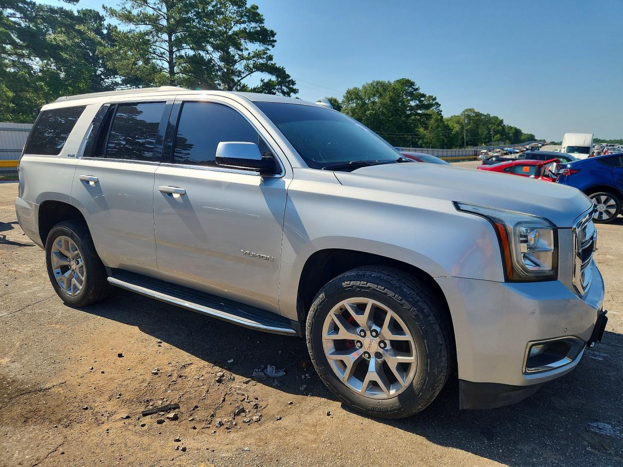 2017 GMC YUKON