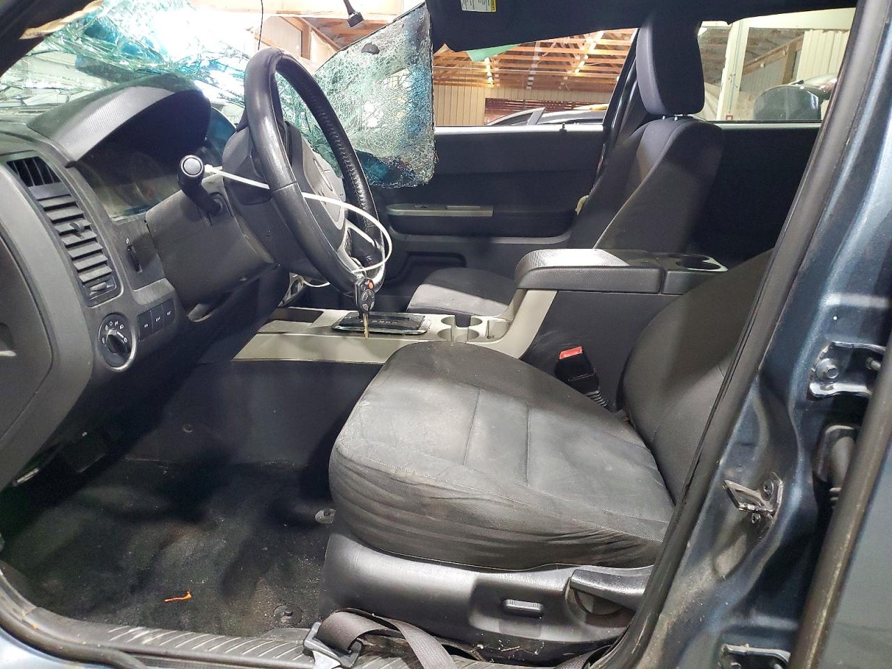 2011 FORD ESCAPE