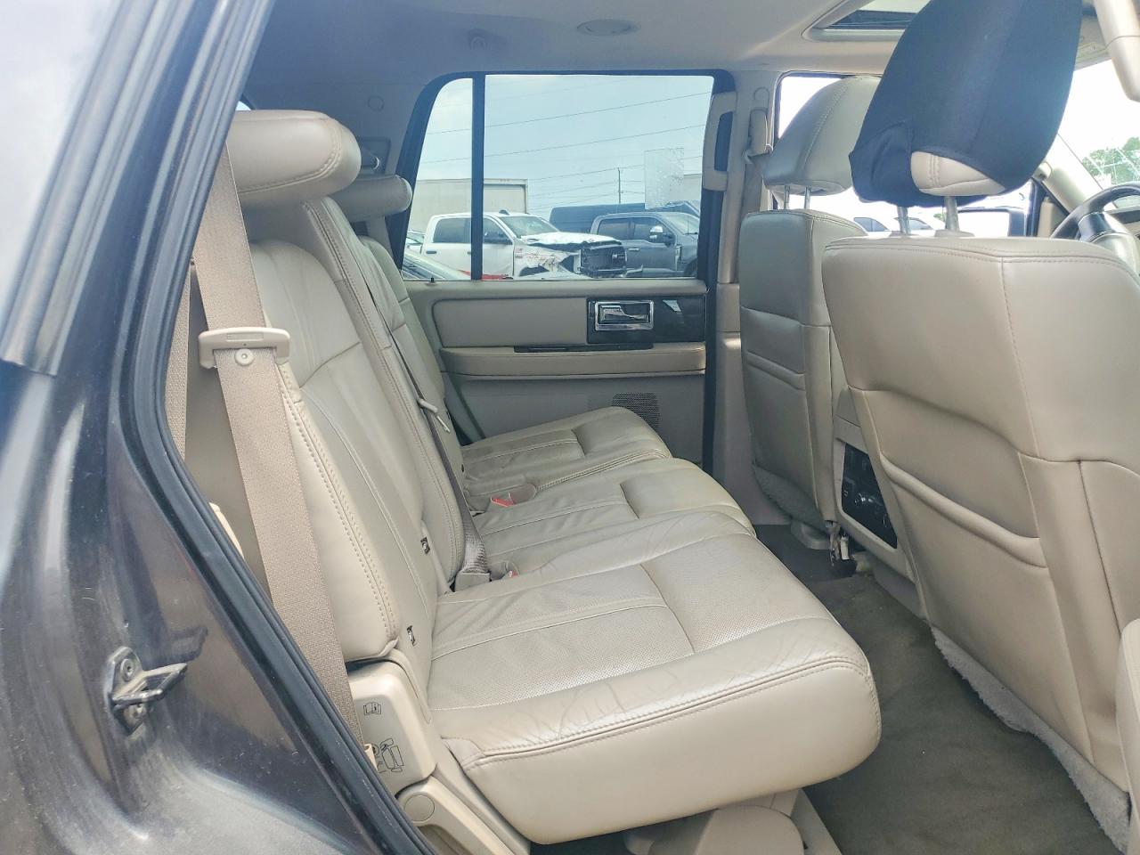 2015 LINCOLN NAVIGATOR