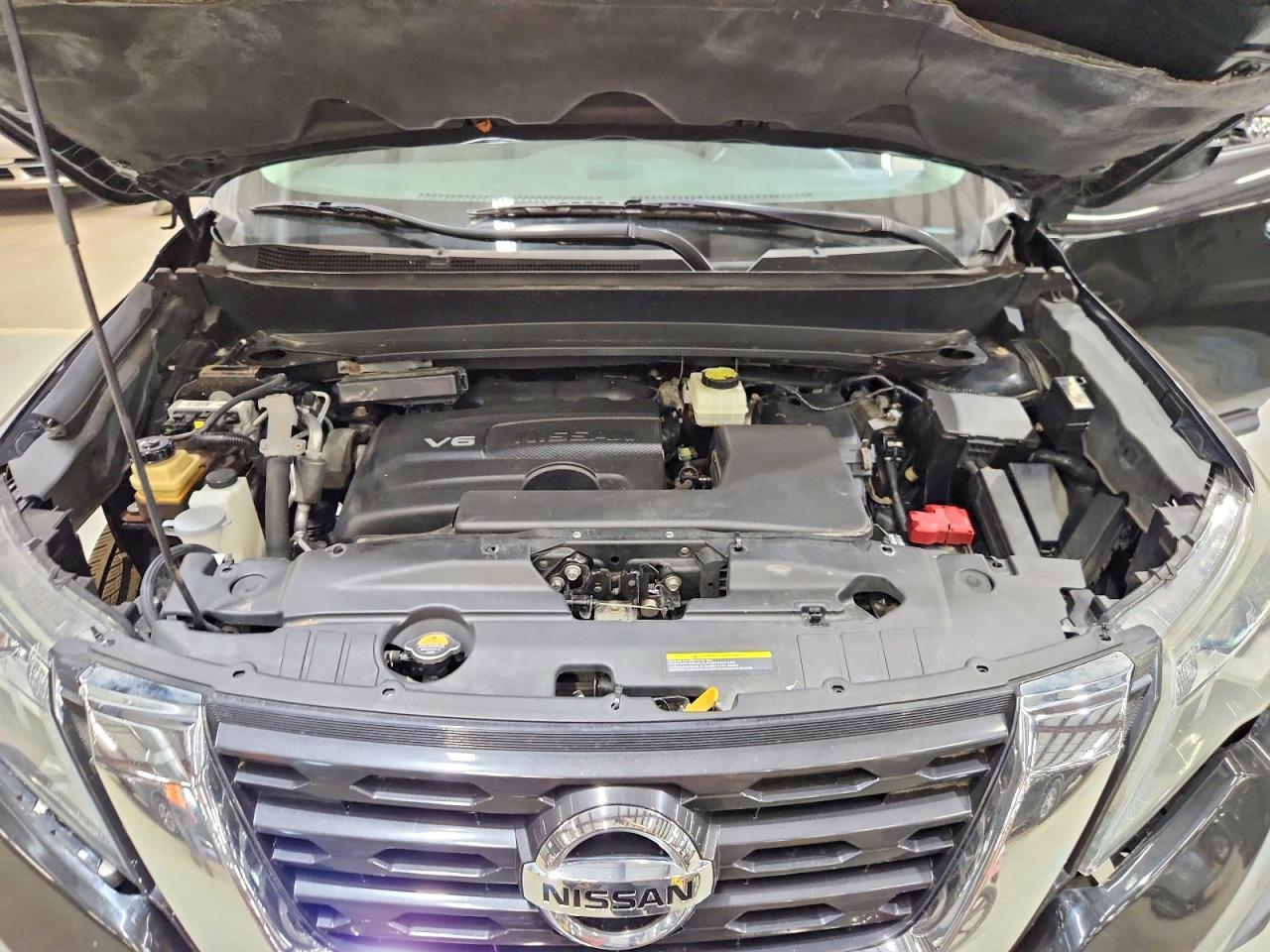 2017 NISSAN PATHFINDER