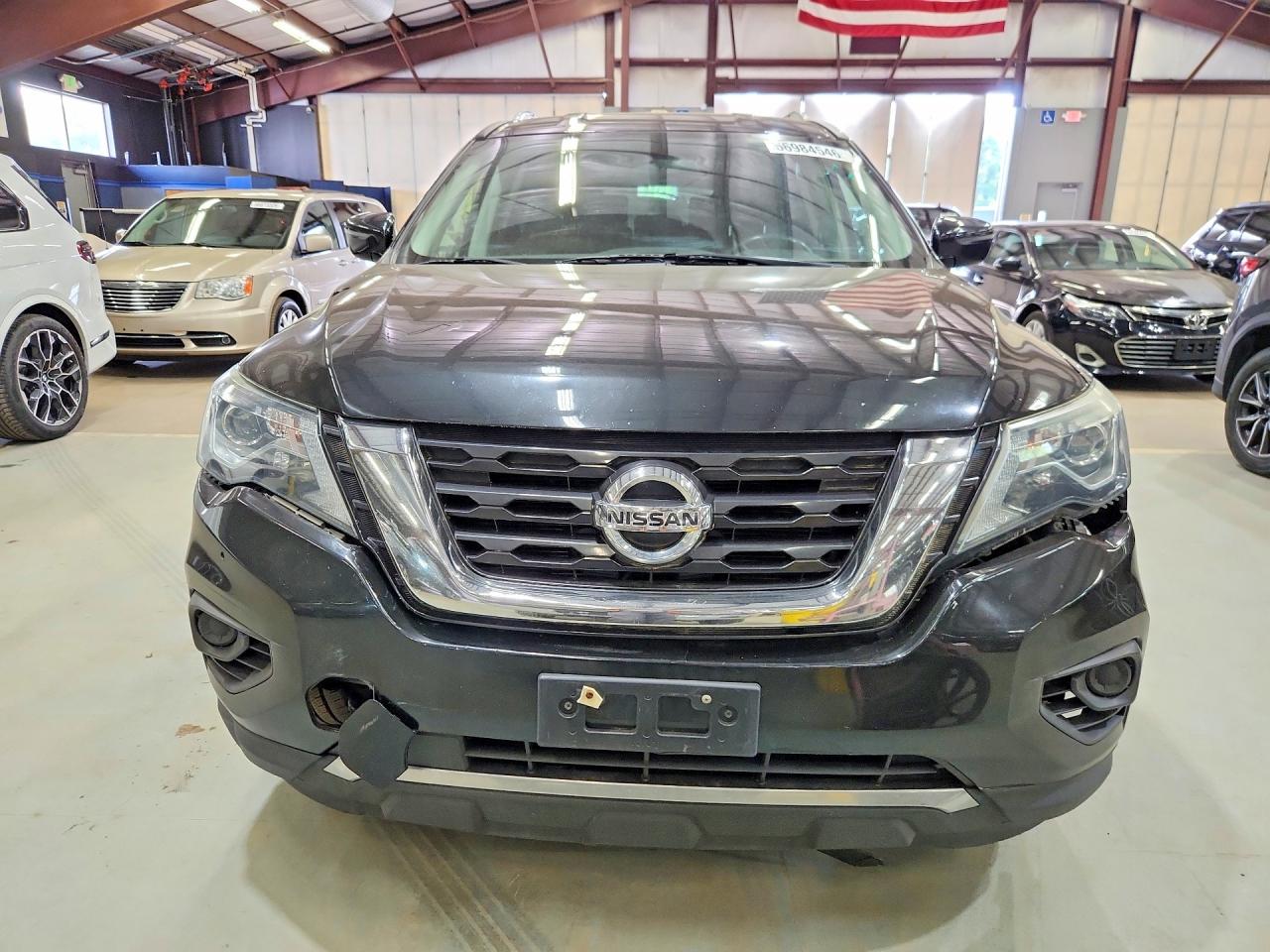 2017 NISSAN PATHFINDER