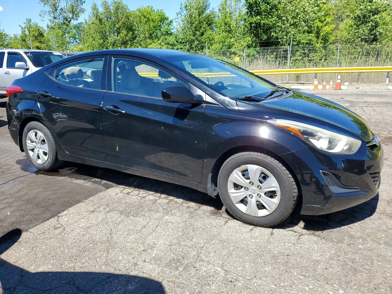 2016 HYUNDAI ELANTRA
