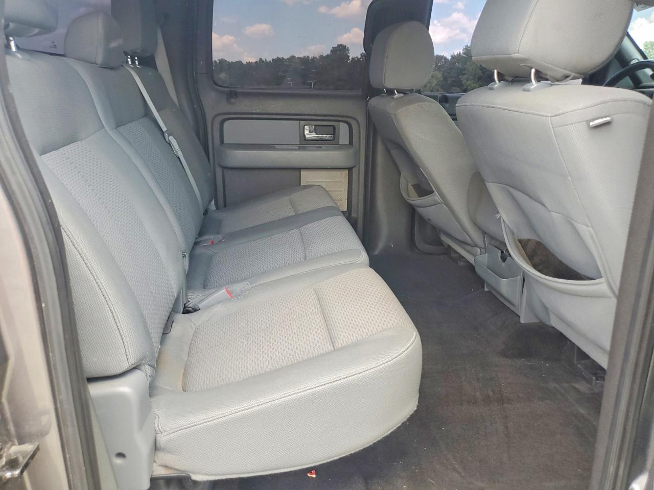 2013 FORD F150