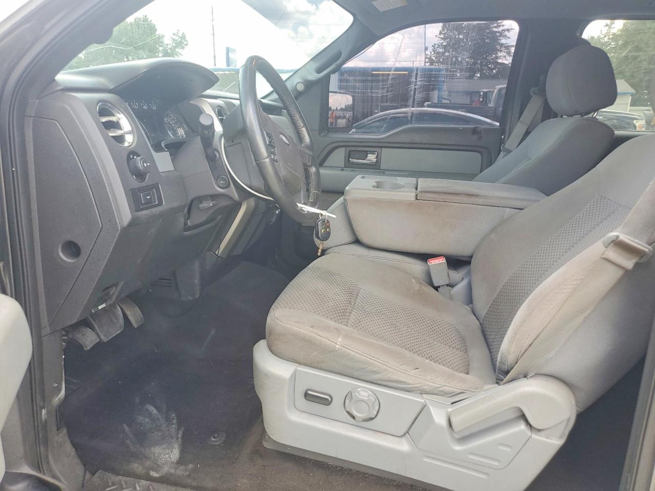 2013 FORD F150