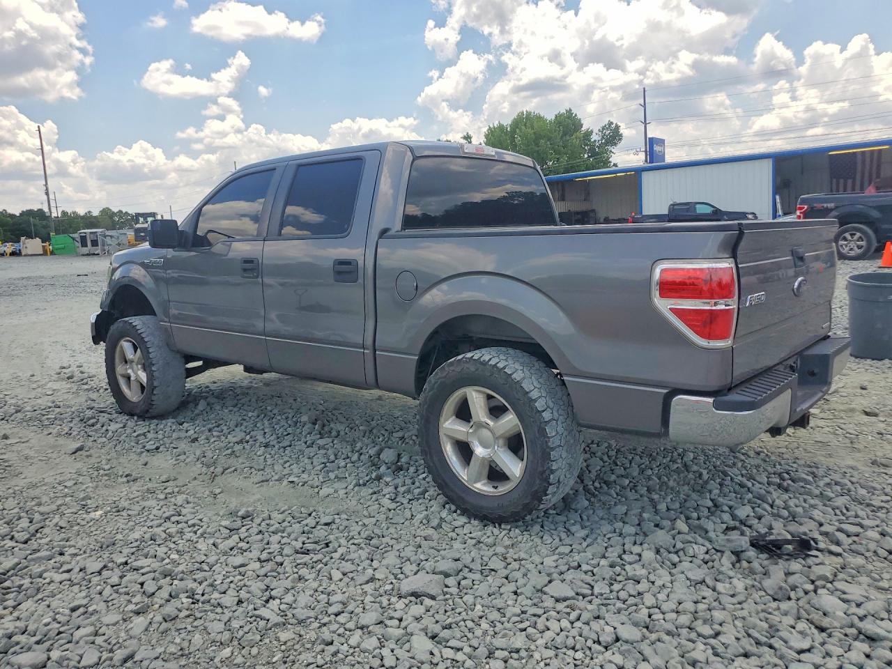 2013 FORD F150