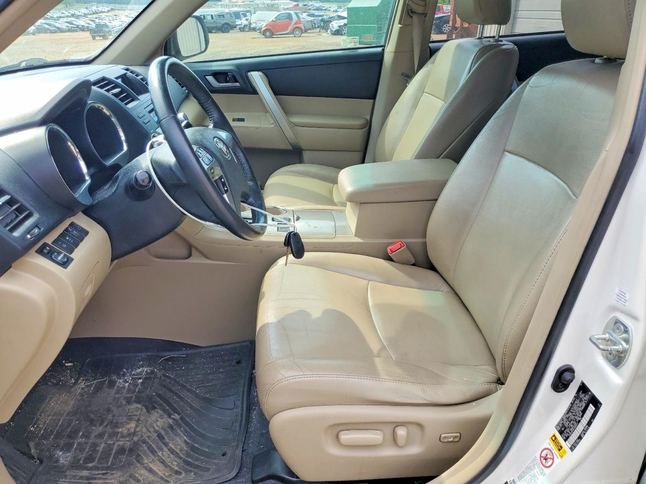 2012 TOYOTA HIGHLANDER