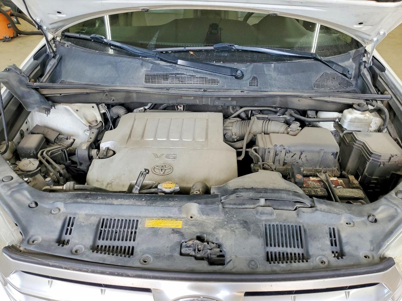 2012 TOYOTA HIGHLANDER
