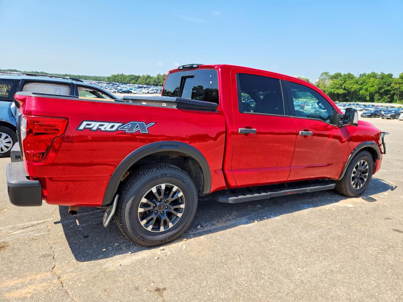 2021 NISSAN TITAN