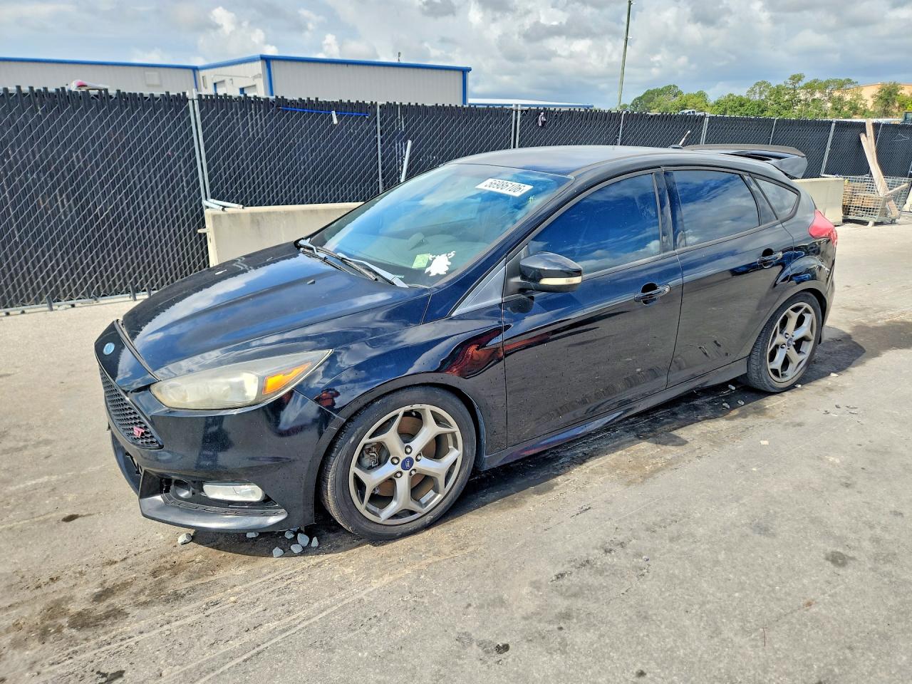 2017 FORD FOCUS