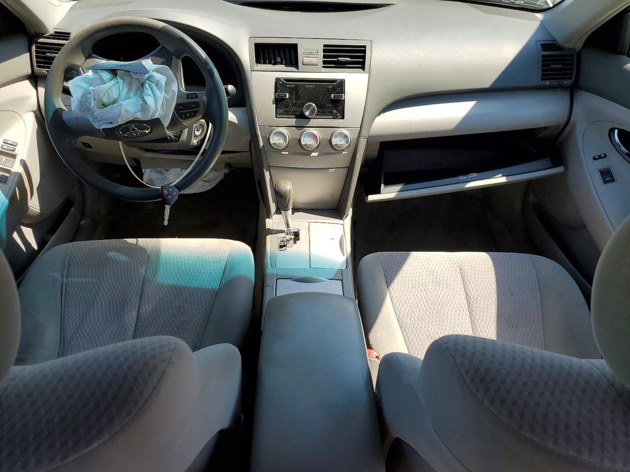 2011 TOYOTA CAMRY