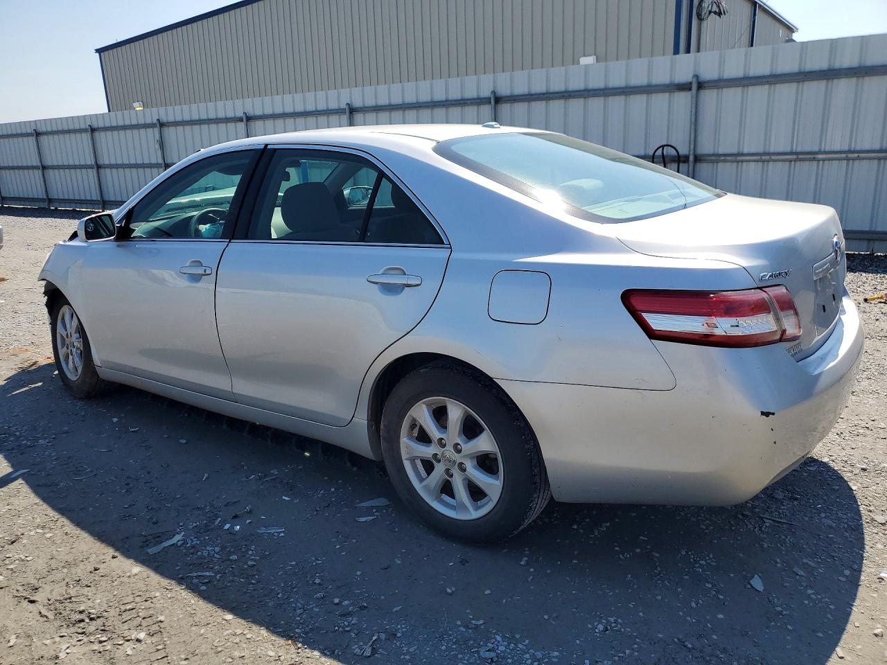 2011 TOYOTA CAMRY